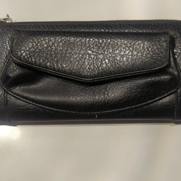 Matt & Nat Vegan Leather Zipper Wallet - Good Condition - Picture 4 of 4